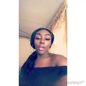 Meet your Posher, Niya